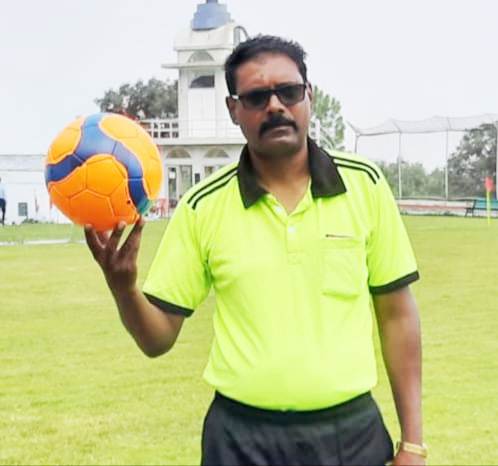 मसूरी – चेन्नई में होने वाली नेशनल ब्लाइंड फुटबाल प्रतियोगिता में सेमुअल चंद्र का बतौर रैफरी हुआ चयन।